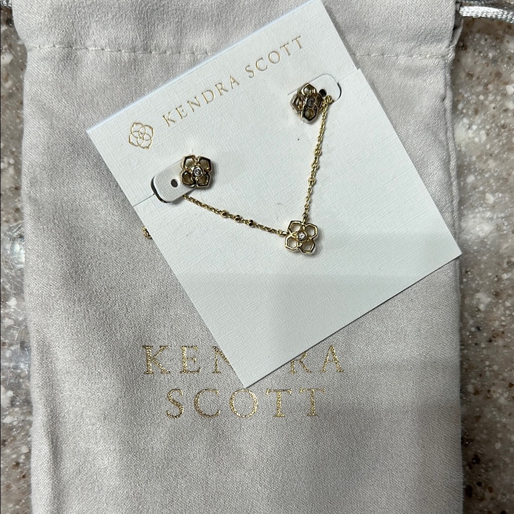Kendra Scott Gold Floral Chain Earrings